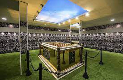 Abriu ao público o mausoléu do Pelé