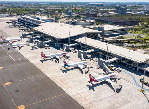 Aeroporto de Porto Alegre fechado até setembro 
