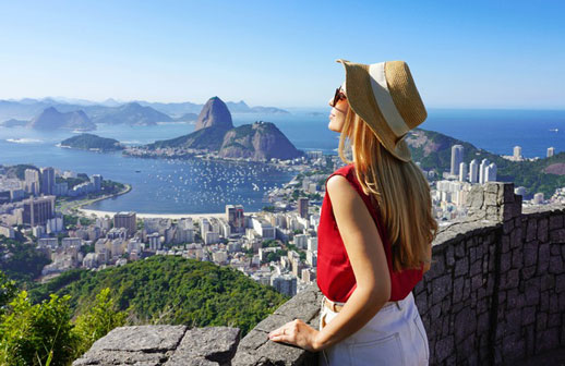 Turista estrangeiro aprova o Brasil: 94% avaliam experiência como positiva