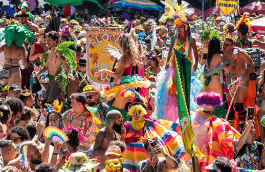 Carnaval 2026 deve reunir mais de 65 milhões de foliões em todo o Brasil
