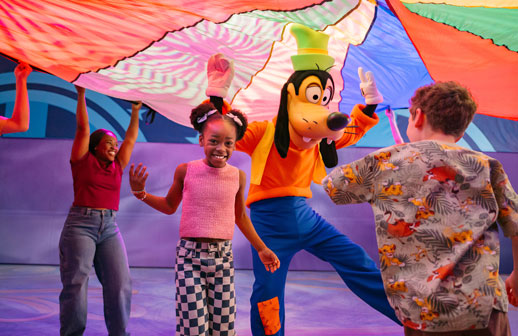 Walt Disney World anuncia novas atrações, espetáculos e promoções para o verão de 2026